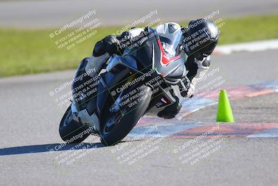 media/Jan-20-2023-Fastrack Riders (Fri) [[f2ad32aba3]]/Level 2/session 5 turn 13/